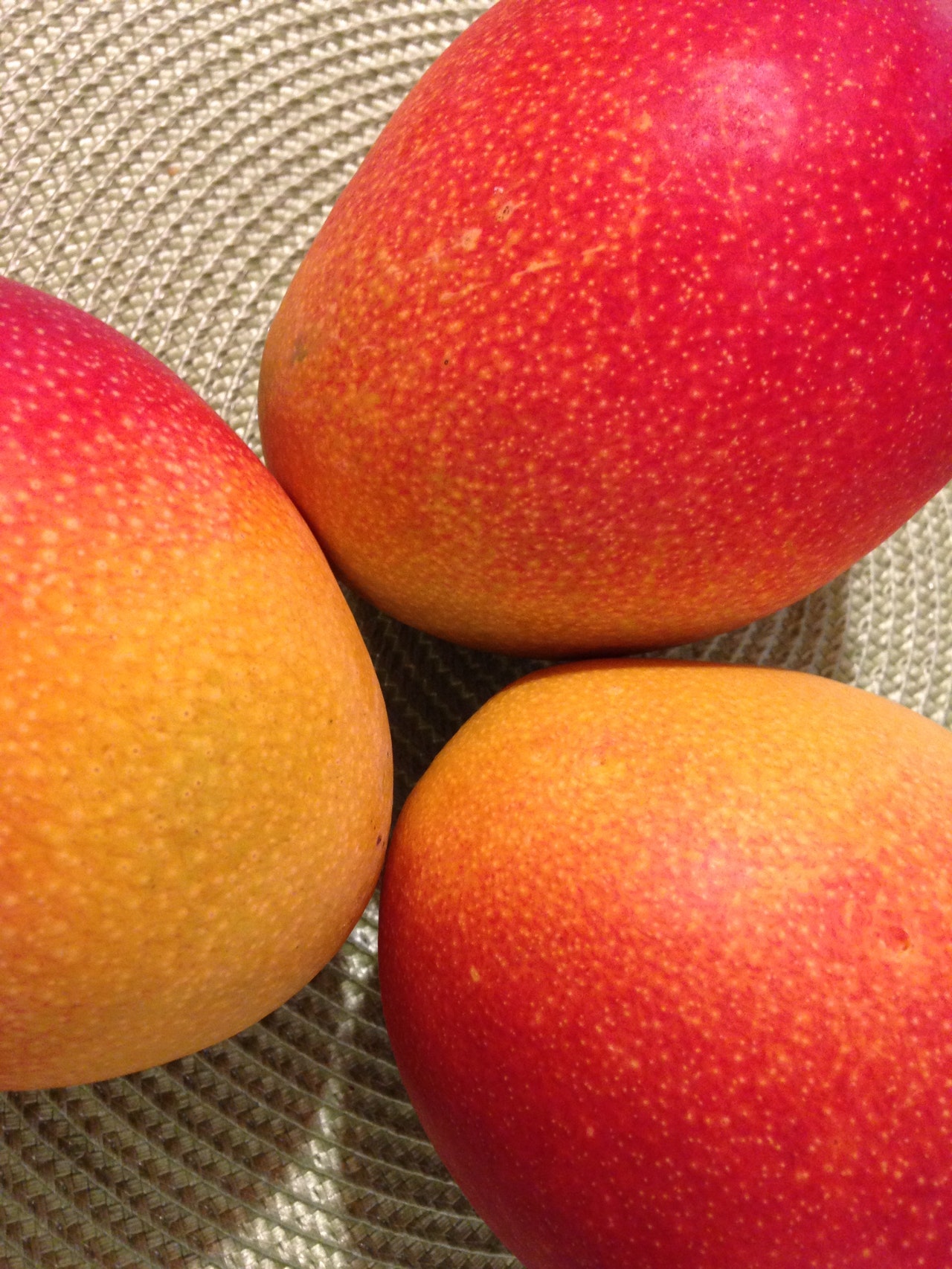 Alphonso Mangoes, mangoes to home,